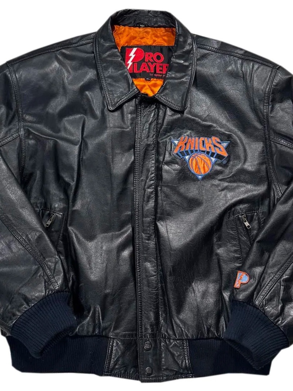 Vintage Pro Player New York Knicks Leather Jacket (Size XL)